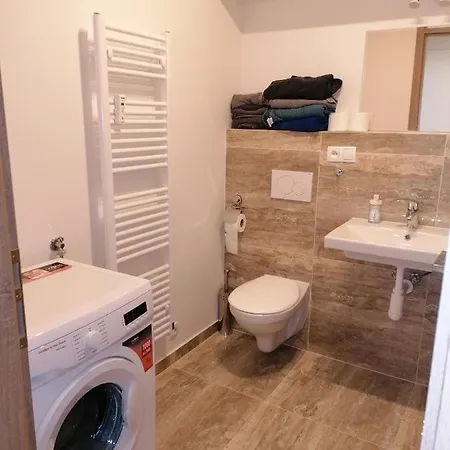 Brand New #21 With Free Secure Parking In The Center Prague